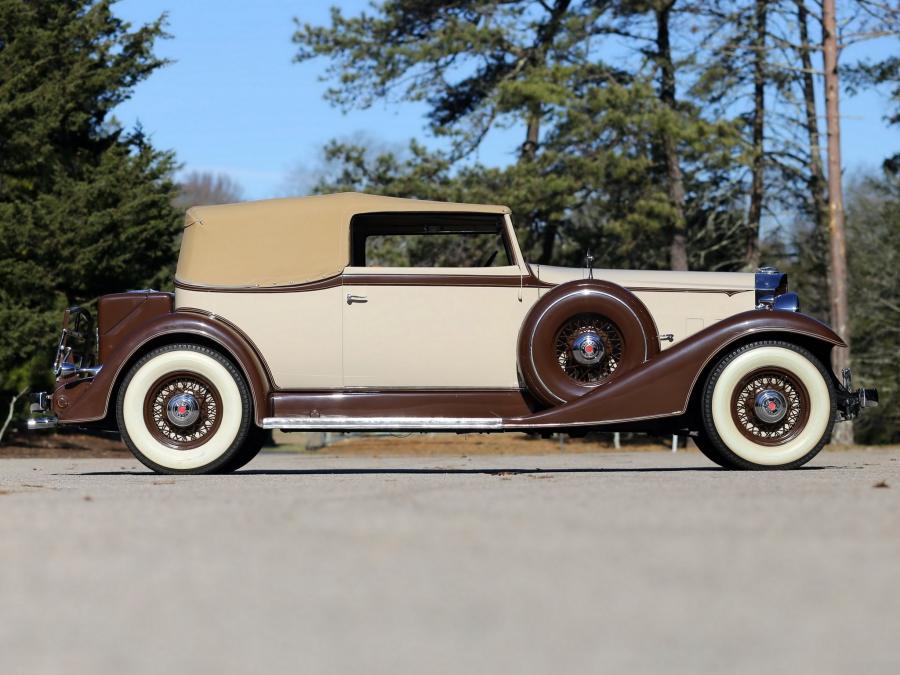  Packard Eight Convertible Victoria by Dietrich 1933 года  (фото 5 из 10)